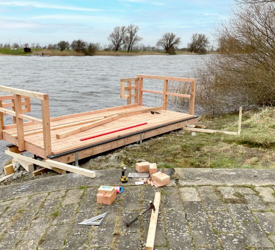 Barrierefreier Anlegesteg